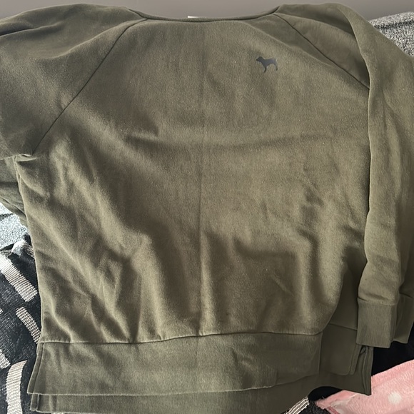 Pink sweater - Picture 2 of 3